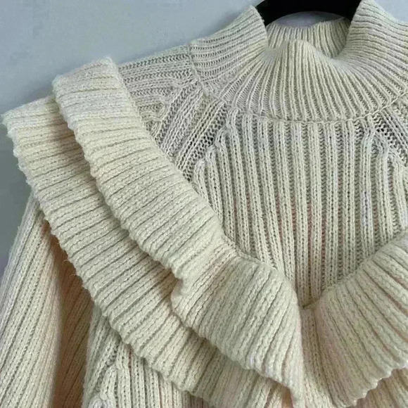 H&M Flounced Rib-Knit Ruffle Sweater - Picture 6 of 11